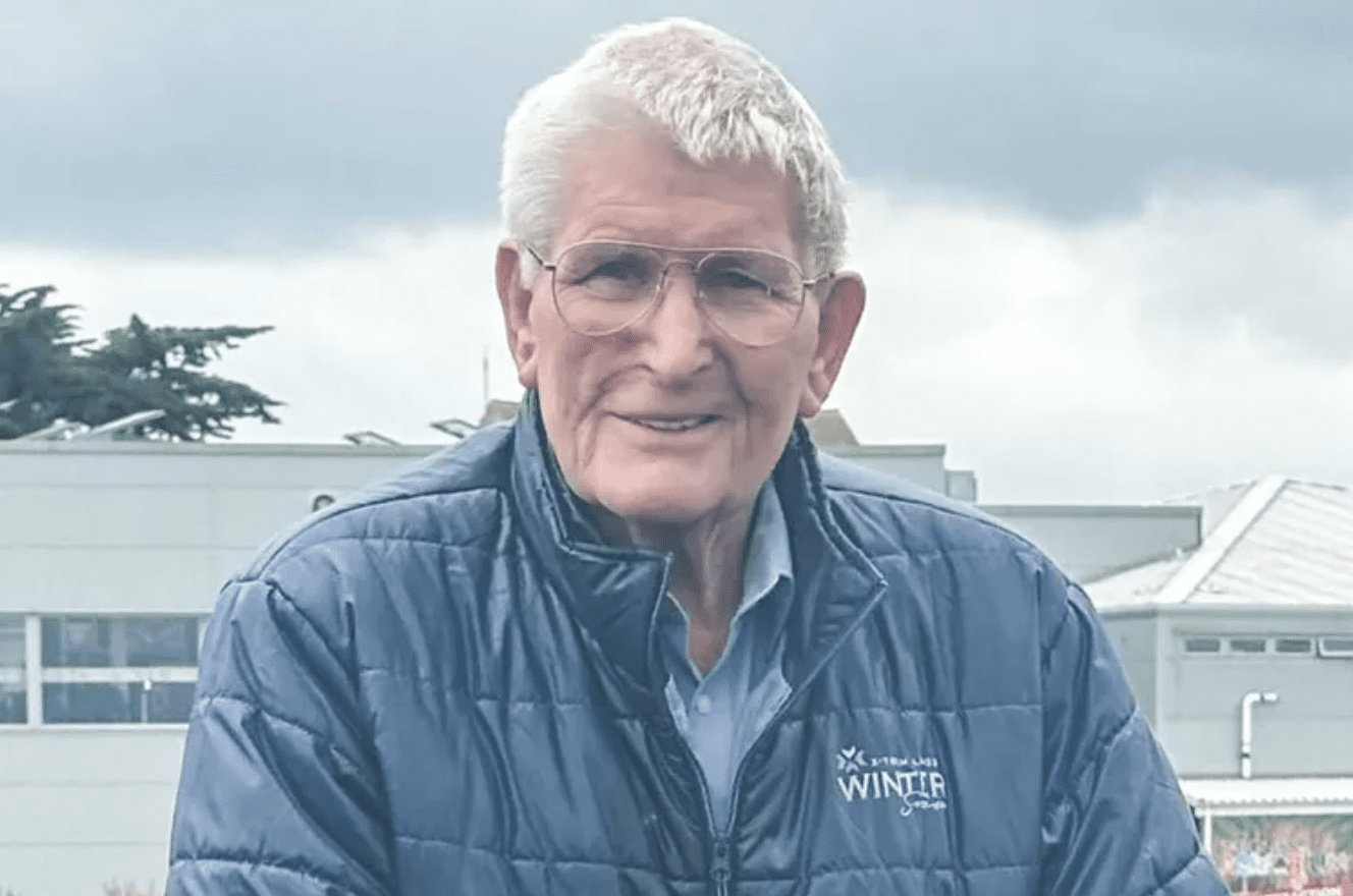 Man, 86, Fined Over 300 Dollars for Littering After a Leaf Flew Into His Mouth